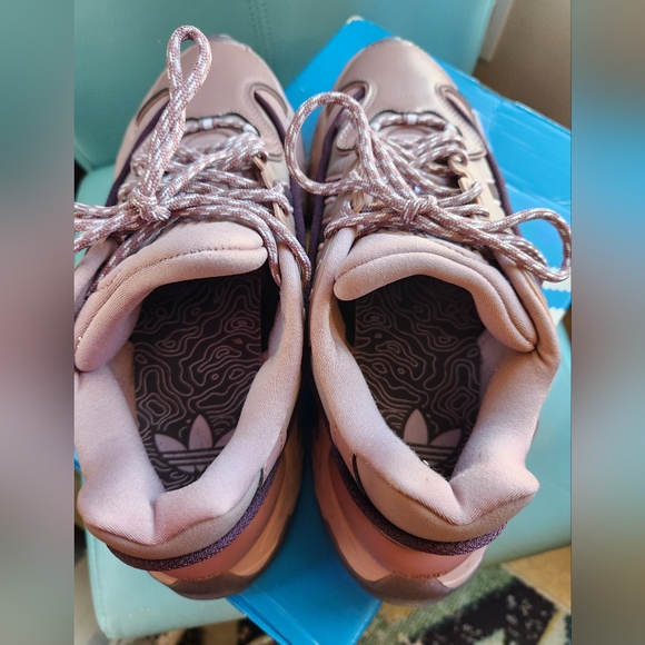 ADIDAS OZNOVA Futuristic Sporty RAD Magic Mauve HTF Running Shoe Sneakers 9 NIB - Picture 11 of 16